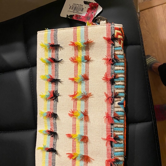 American and Beyond LLC clutch - Picture 5 of 5